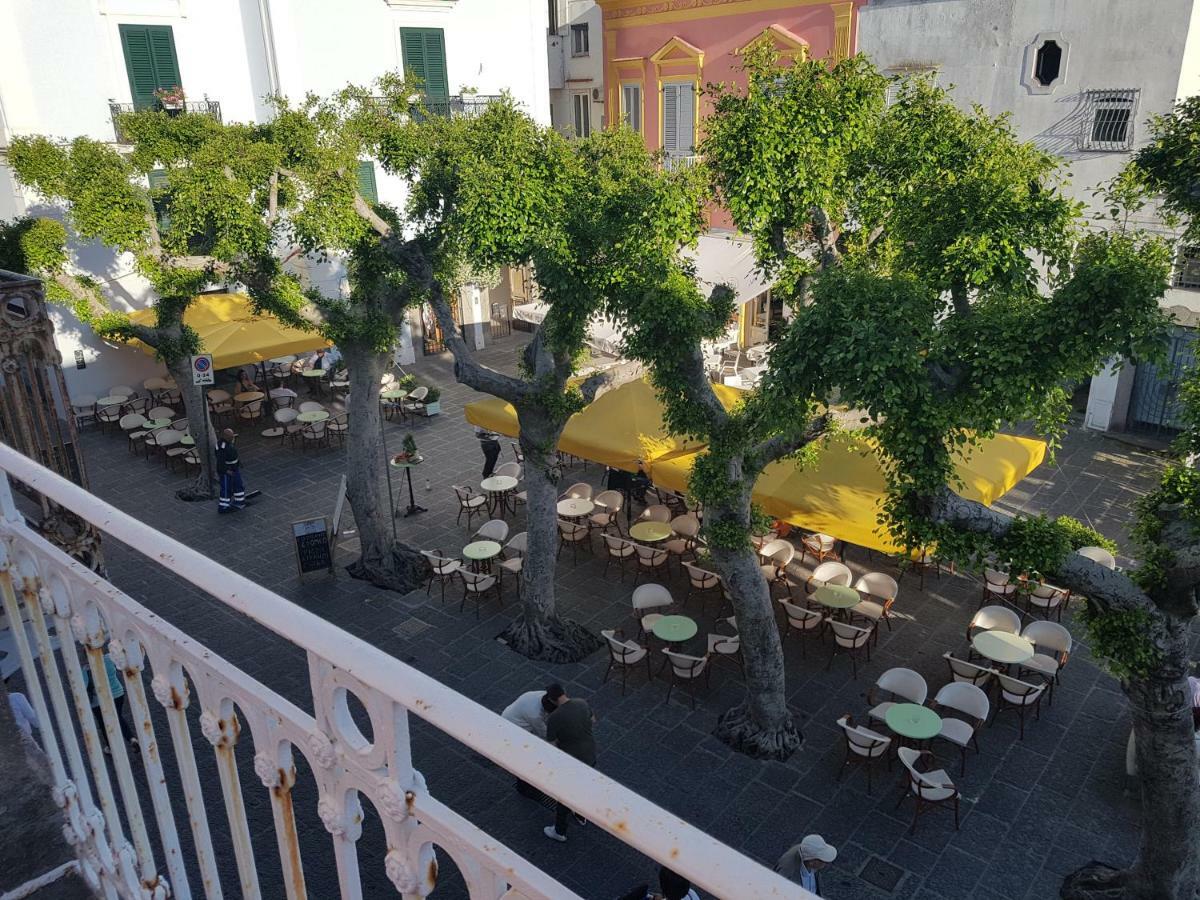 Appartamenti Su Piazza Matteotti Forio Centralissimi 外观 照片